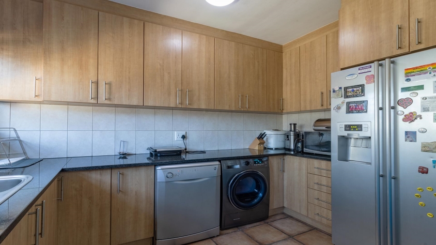 5 Bedroom Property for Sale in Northgate Western Cape